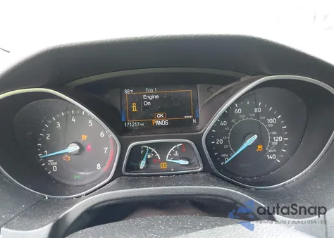 2017 Ford Focus Sel z USA, uszkodzony, nr VIN 1FADP3H27HL318556